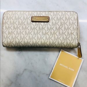 mIchael Koran’s Wallet